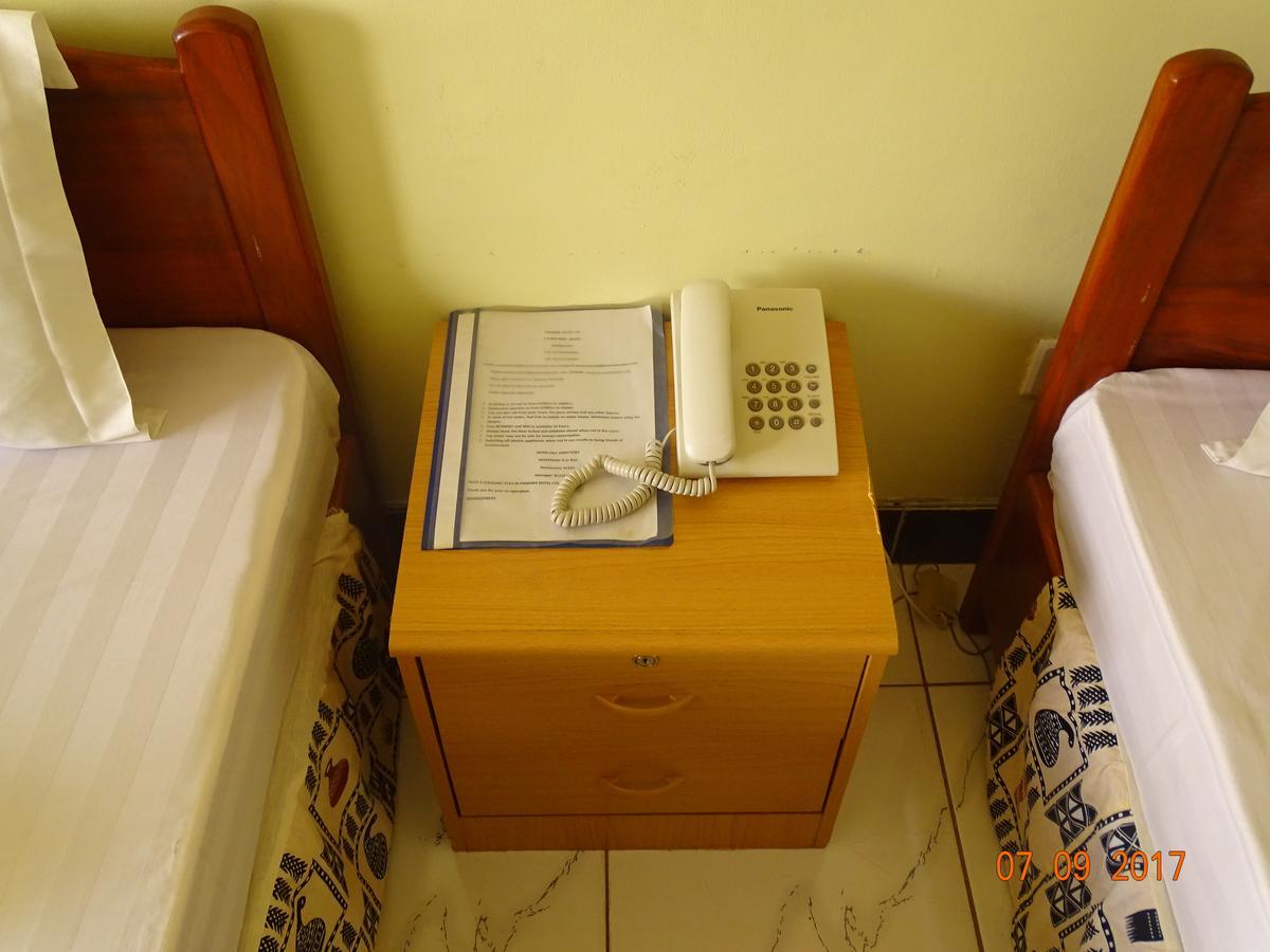 Panama Inn モシ エクステリア 写真